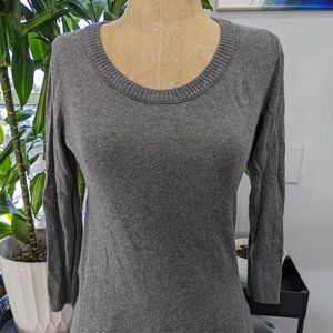 GAP womens xs gray 3/4 sleeve pullover sweater